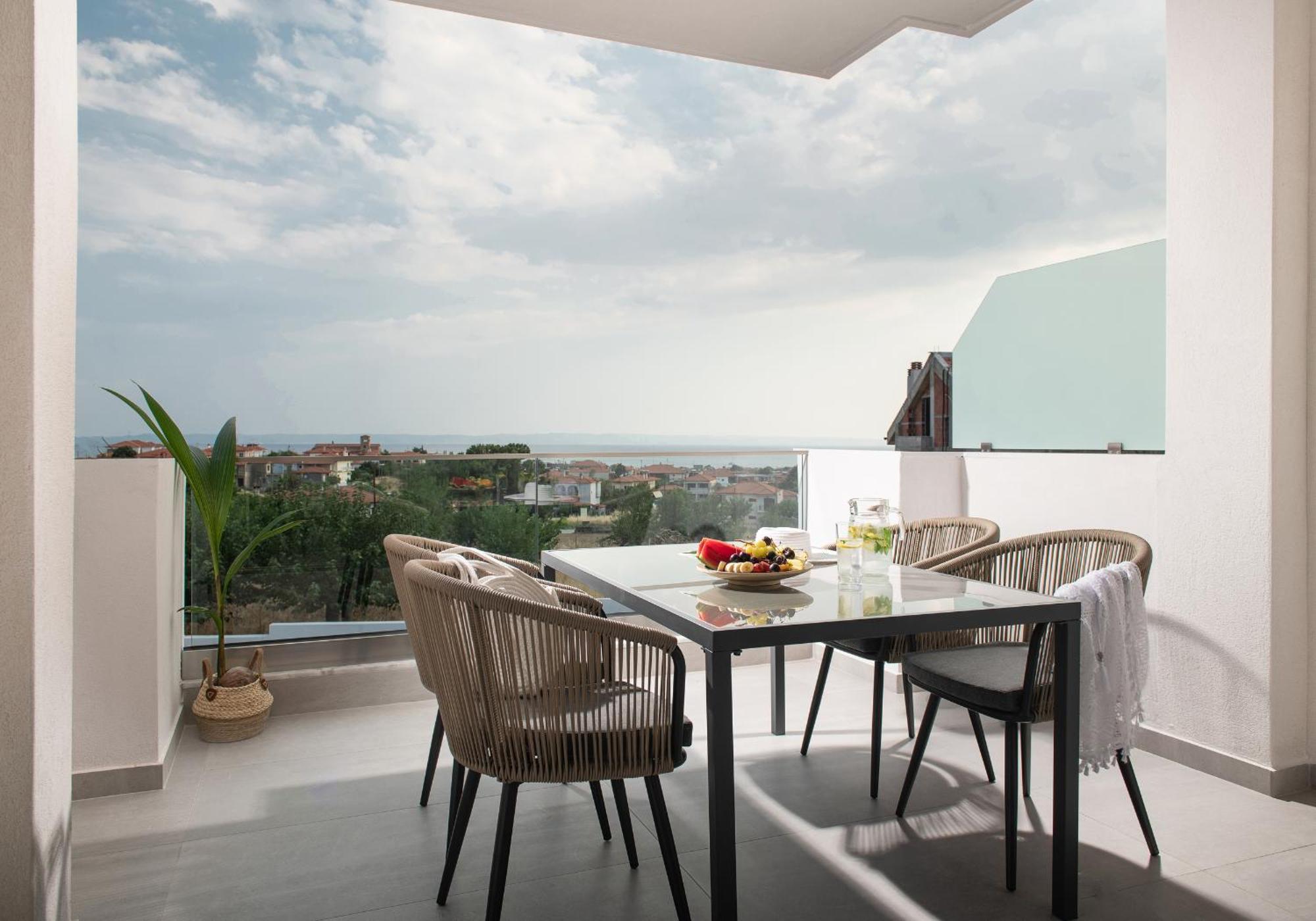Twins Yard Apartment Nikiti  Bagian luar foto